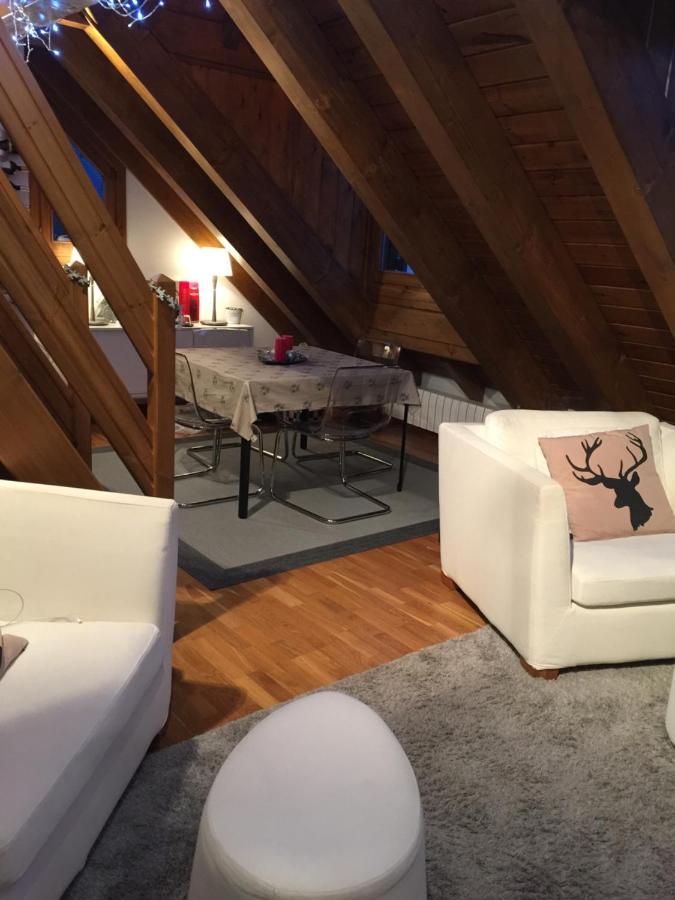 Esplendido Atico En Sallent Con Vistas 萨连特加列戈 外观 照片