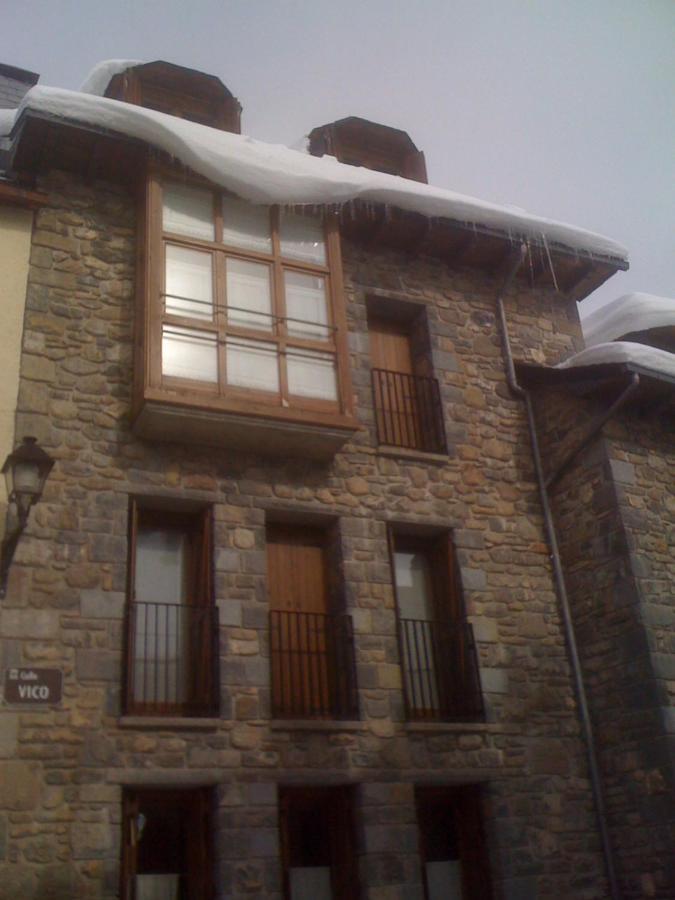 Esplendido Atico En Sallent Con Vistas 萨连特加列戈 外观 照片