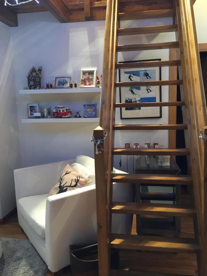 Esplendido Atico En Sallent Con Vistas 萨连特加列戈 外观 照片